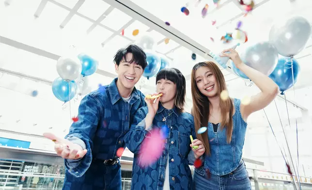 專誠邀請「網友最喜愛男歌手」馮允謙、「大人細路最喜愛DJ」黃正宜，以及「大專生最喜愛音樂女神」黃淑蔓拍攝宣傳照