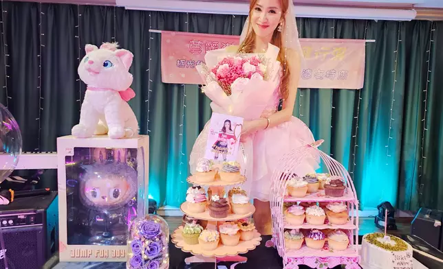 曾參加《中年好聲音3》的女機師兼藝人Niki莫麗淇日前生日