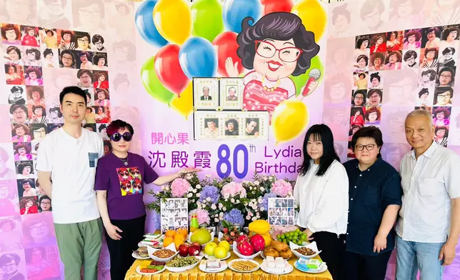 肥姐生前好友陳淑芬（陳太）偕同兒子陳家豪及肥姐的生前好友，一同前往到寶福山致祭故友。