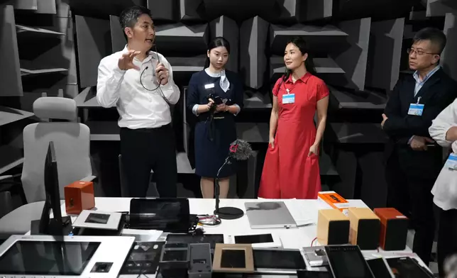 巴士的報記者攝