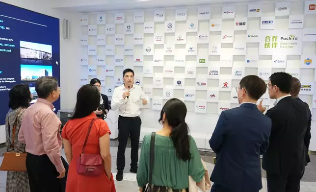巴士的報記者攝