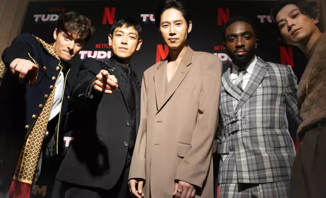 T.O.P的出現令粉絲相當興奮。 Netflix twitter圖片