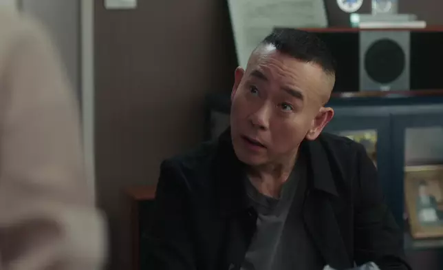 高手眼神交鋒round 3，Monica又喊又笑嘅瘋癲狀態好驚驚。