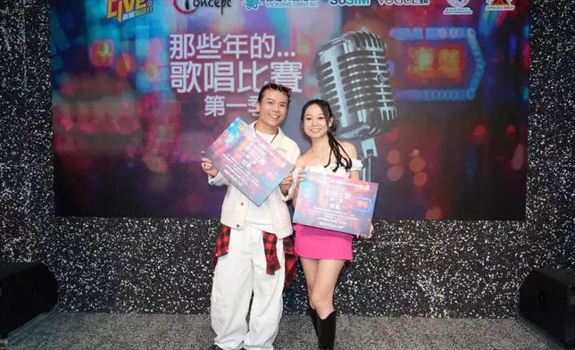 冠軍李國煒與季軍鄧佩珊為情侶。