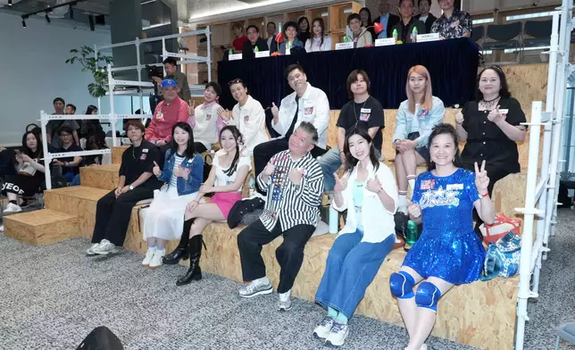 成功入圍第一季12位參賽者。