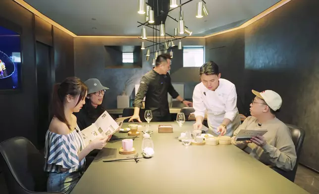 一人份量的精緻粵菜，勝在可試勻不同款色。