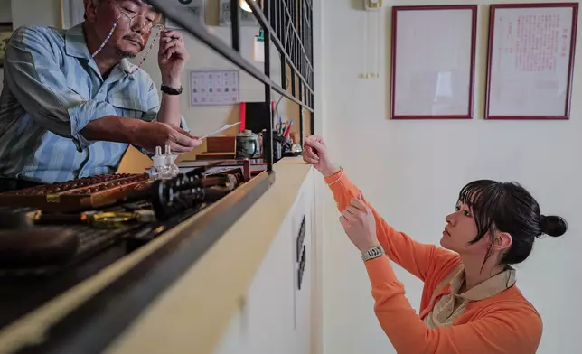 陳紫萱今次的主要對手亦有謝君豪。