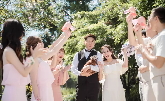 星二代劉詠詩覓得如意郎君IT才俊鄭健民郎才女貎非常合襯。