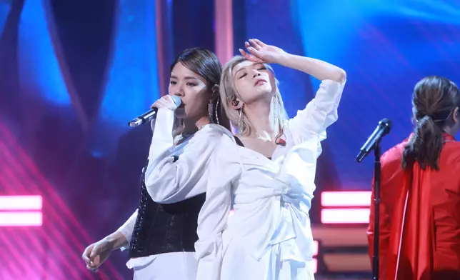 林思彤、陳芊芸魅惑大跳《愛情陷阱》