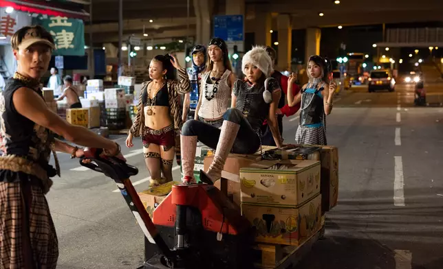 MV於果欄取景。