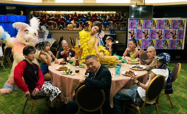 於老字號茶樓取景。