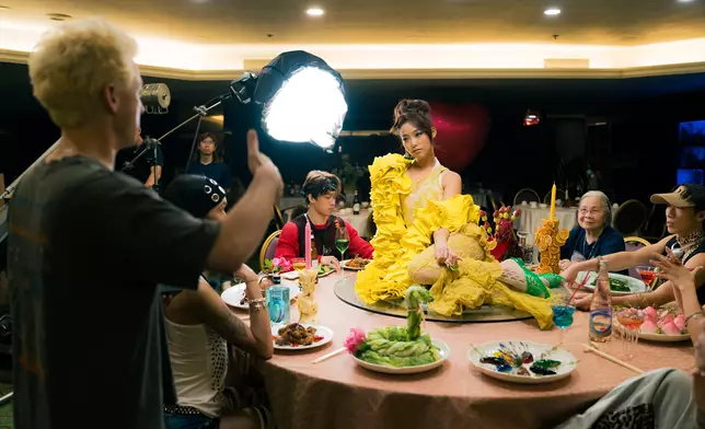 於老字號茶樓取景。