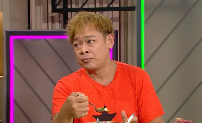 梁祖堯笑言曾在背囊發現釘槍、雞翼骨等離奇物品。