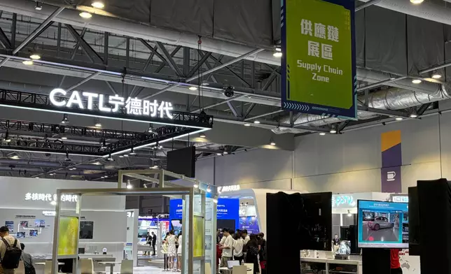 巴士的報記者攝
