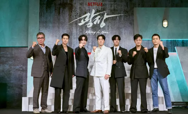 蘇志燮表示他很喜歡黑色電影。 Netflix twitter圖片