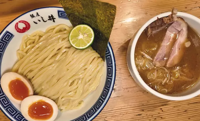 三重奏食法的沾麵店