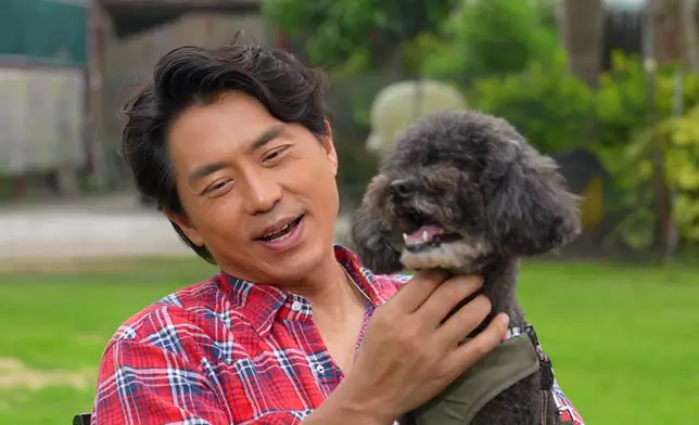 森美帶狗仔Camping，笑料百出。