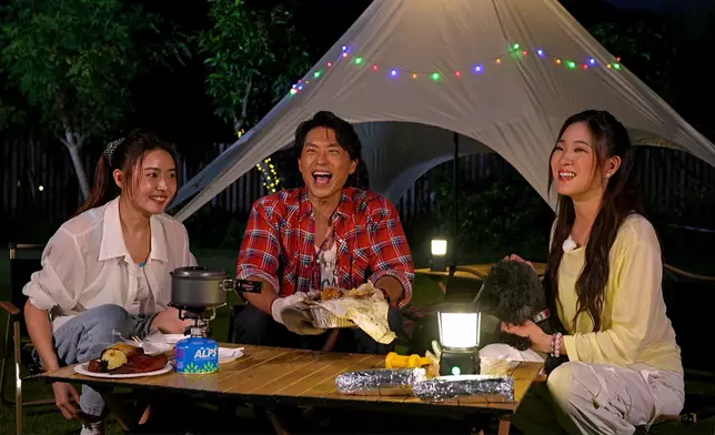 森美帶狗仔Camping，笑料百出。