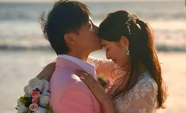 結婚四個月再有好消息公布。