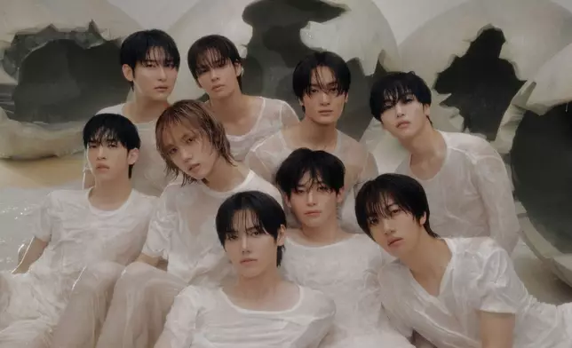 男團CRAVITY即將推出近日因的第二張正規專輯《Dare to Crave》。 CRAVITY twitter圖片