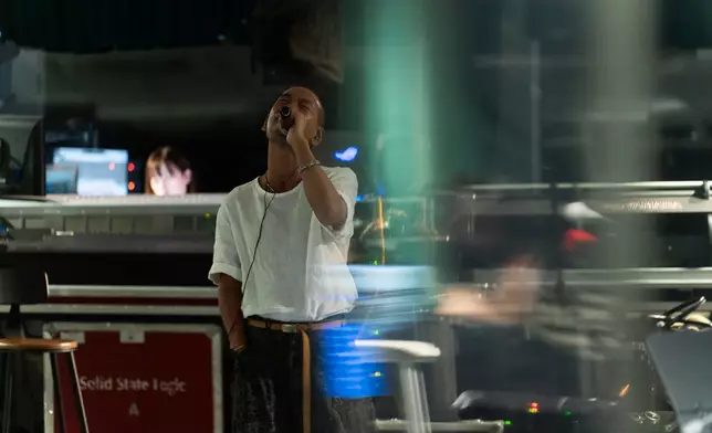 Juno笑言：「休息時間越來越少，但就快開騷了，我諗忙完才好好休息吧！」