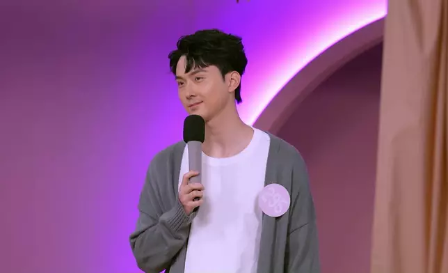 林俊其嘅情緒都好波動架，一時開心、一時又好認真咁表白。