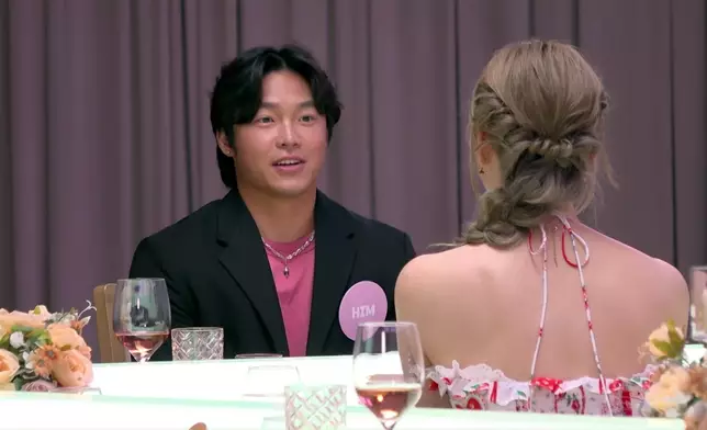 睇嚟Sophie對佢觀感都唔錯。