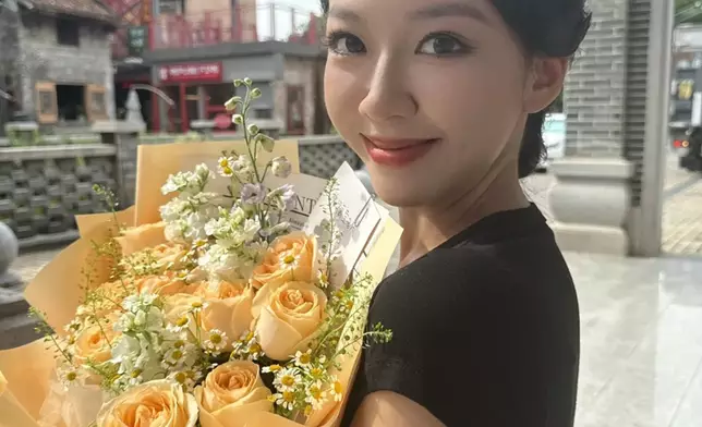 梁嘉莹小紅書圖片