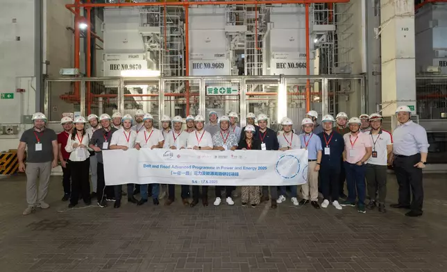 為期13日的計劃，參加者先後出席了多場專題講座和分享，並參訪多個頂尖電 力和培訓設施，包括港燈馬師道變電站，和香港機電工程署總部大樓等，學習先進技術及專業管理的知識。