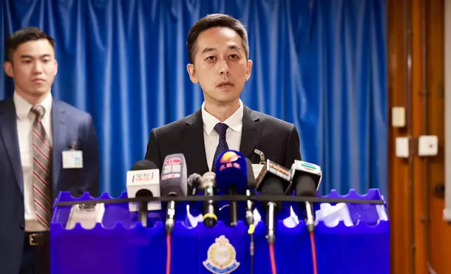 警方油尖警區助理指揮官（刑事）程知仁警司簡報案情。