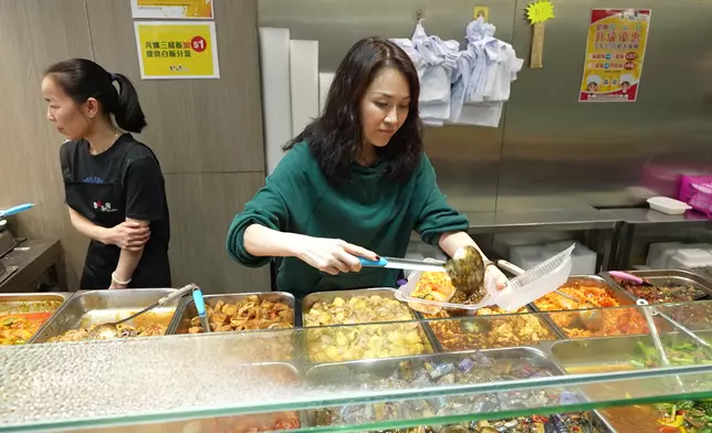 老闆娘Cherris對兩餸飯有不一樣要求。