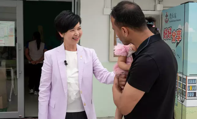 何永賢 Winnie Ho FB