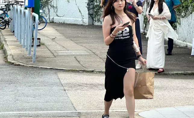 20歲的Jasmine，是一名酒店實習生。（本網記者攝）