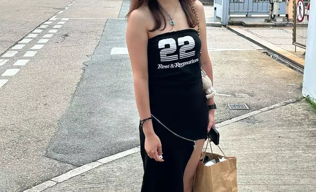 20歲的Jasmine，是一名酒店實習生。（本網記者攝）