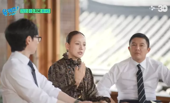 李孝利的穿搭造型引來網友兩極評價。影片截圖