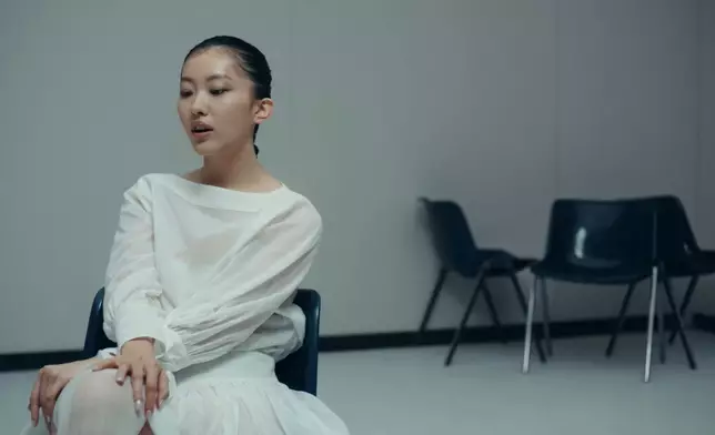 陳康堤表示當日踏入人生第一個MV拍攝現場，覺得極度緊張，但又興奮期待！