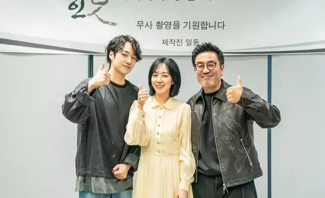 梁世宗、林秀晶、柳承龍攜手主演《下流大盜》。Disney+提供圖片