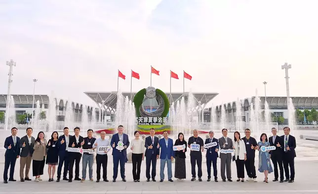 陳茂波到訪天津，率領了一個本港初創企業代表團共同參與多個活動。網誌圖片