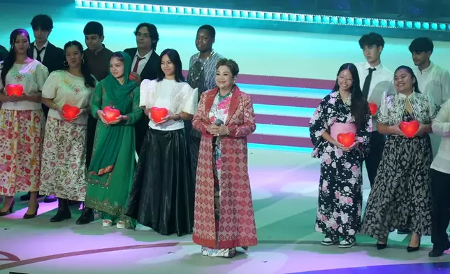 肥媽（Maria Cordero）獻唱《有愛常存》與《世間始終美好》兩首經典金曲（本網記者攝）