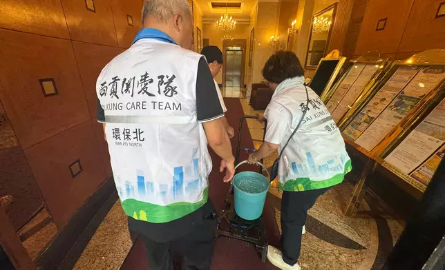 關愛隊出動。方國珊FB