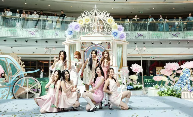 現場充滿歡樂氣氛。