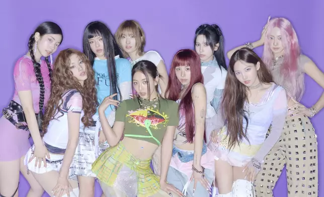 TWICE出道10周年，即將推出第四張正規專輯《THIS IS FOR》。TWICE官方X圖片