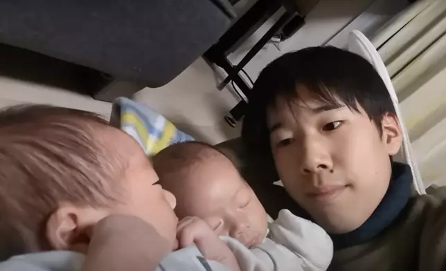 15年足不出戶的YouTuber化身新手舅父深夜照料雙胞胎侄子。影片截圖