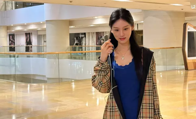 26歲莊靜璟（Vivian）第一個到。（本網記者攝）