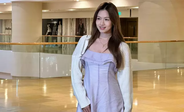 李尹儀（Victoria）， 21歲，英國畢業音樂系。（本網記者攝）