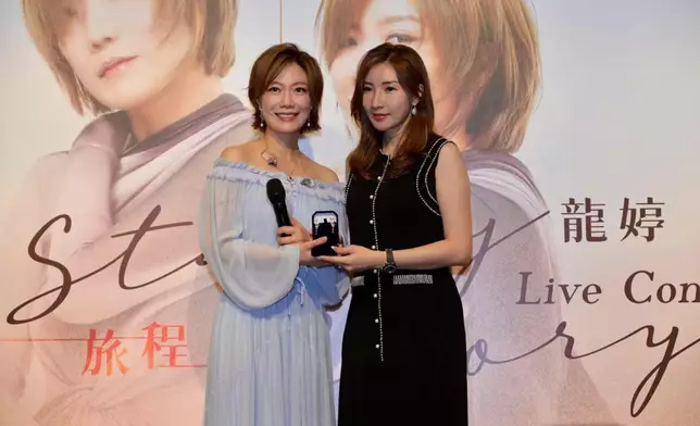 她表示現在沒有追求者，感情方面順其自然。