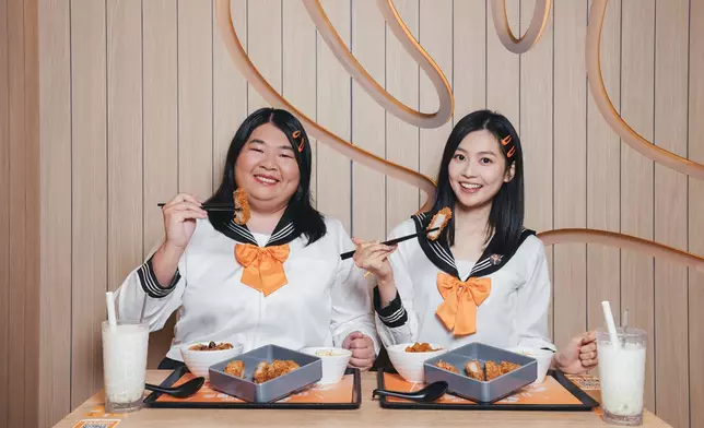 郭柏妍與霞姐破天荒合作拍攝廣告。