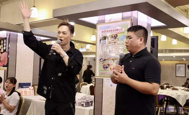 方俊分享恩師張偉文最新健康情況及與恩師的情誼。