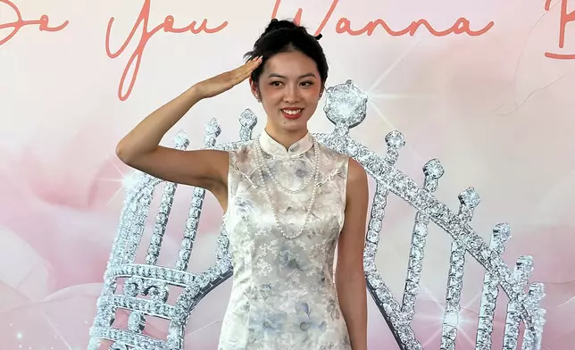 劉維思，退役解放軍人，話以前做發射導彈。（本網記者攝）