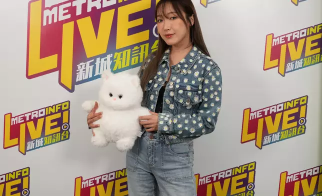 Mischa夢見去世愛貓預言「妳會有個女」。